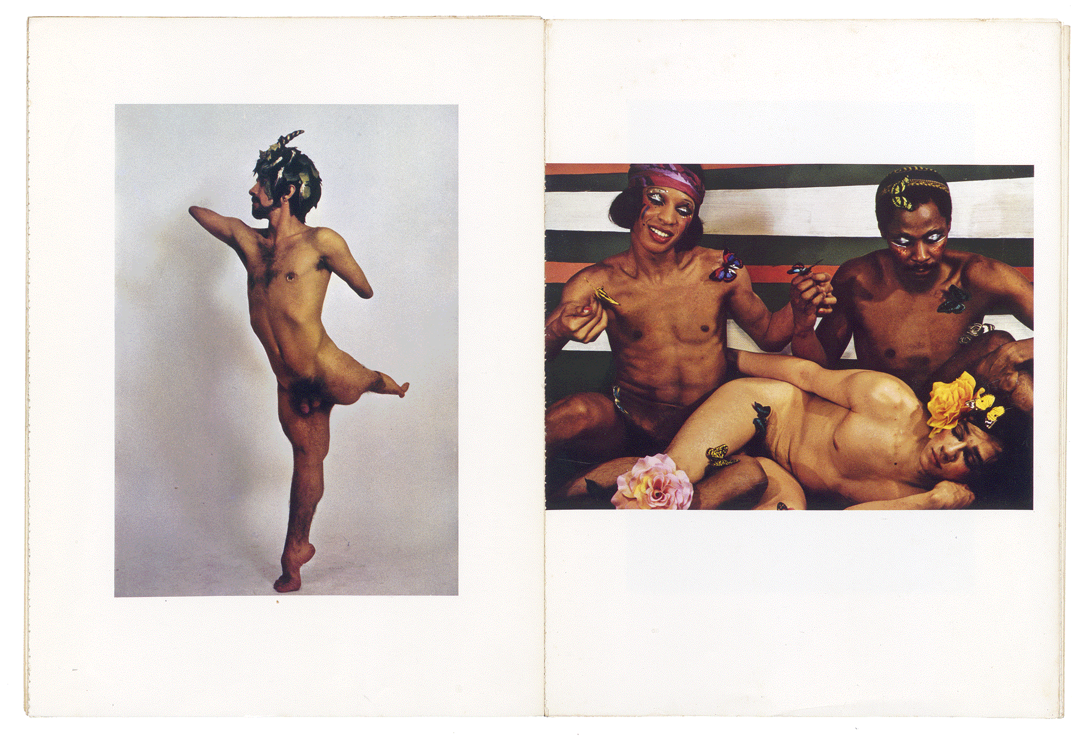 IDOLS: Gilles Larrain. Ralph Gibson. Links Books. New York 1973.